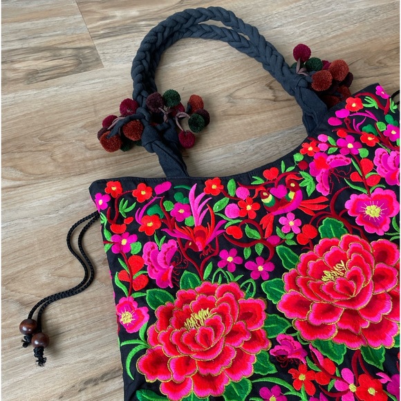 Colorful Pink and Black Floral Embroidered Purse - Made in India - Picture 6 of 17